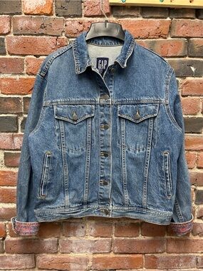 Vintage 90s GAP Denim Type 3 Trucker Jacket Small